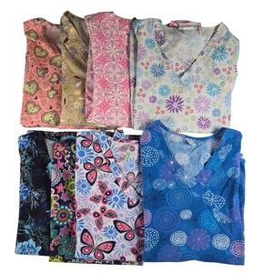 Lot of 8 Women's Scrub Tops Large Floral Butterfly Heart Print Medical Nurse Vet